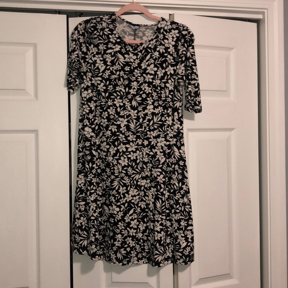Black and white dress
